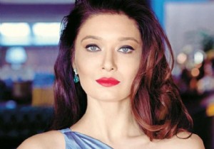 Nurgül Yeşilçay dan nispet pozu!