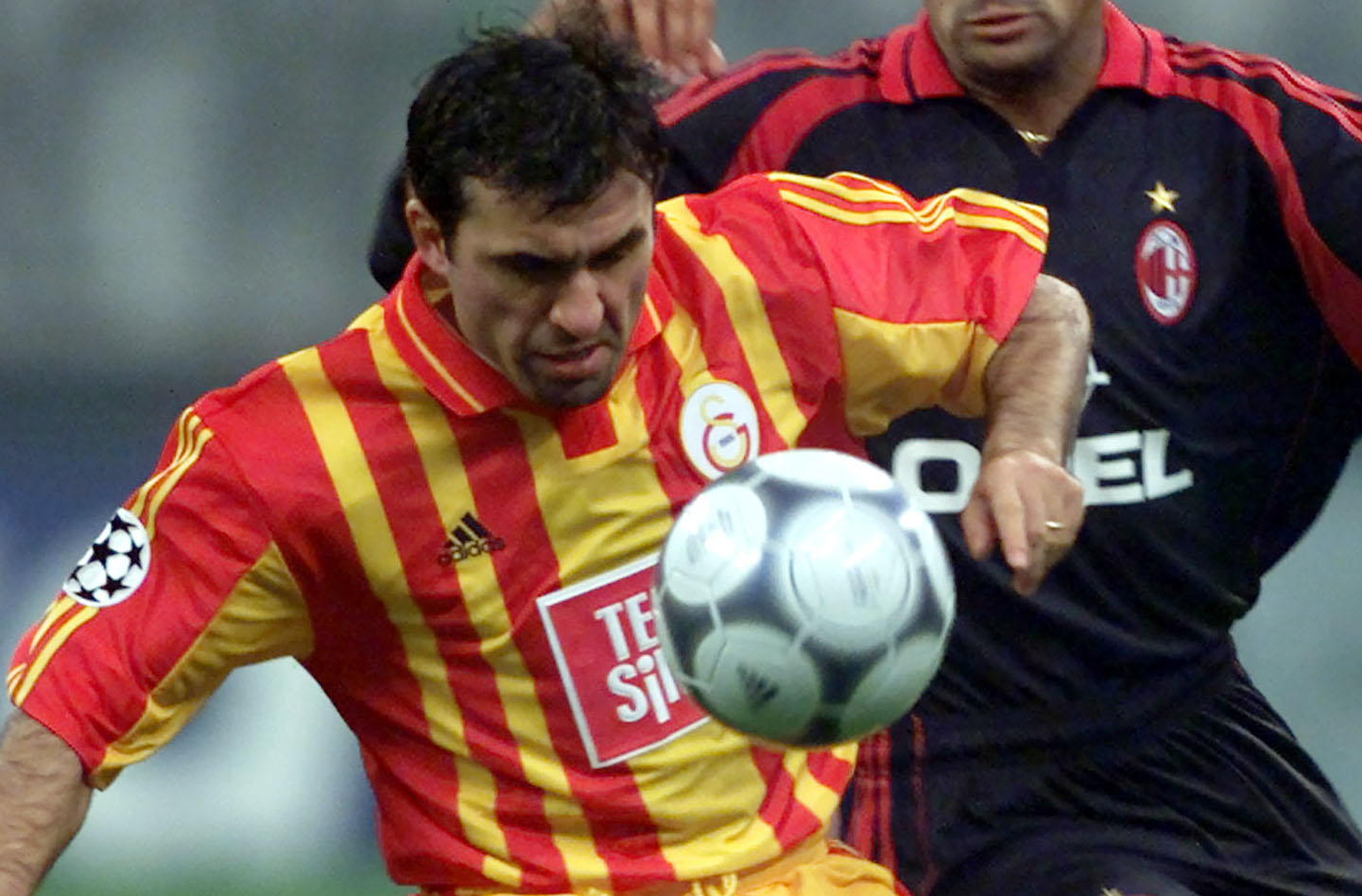 Gheorghe Hagi kimdir, nereli, kaç yaşında? Gheorghe Hagi hangi takımlarda oynadı?