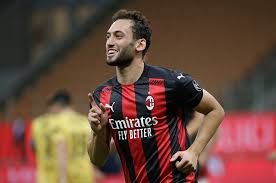 Hakan Çalhanoğlu Milan dan ayrılıyor mu?