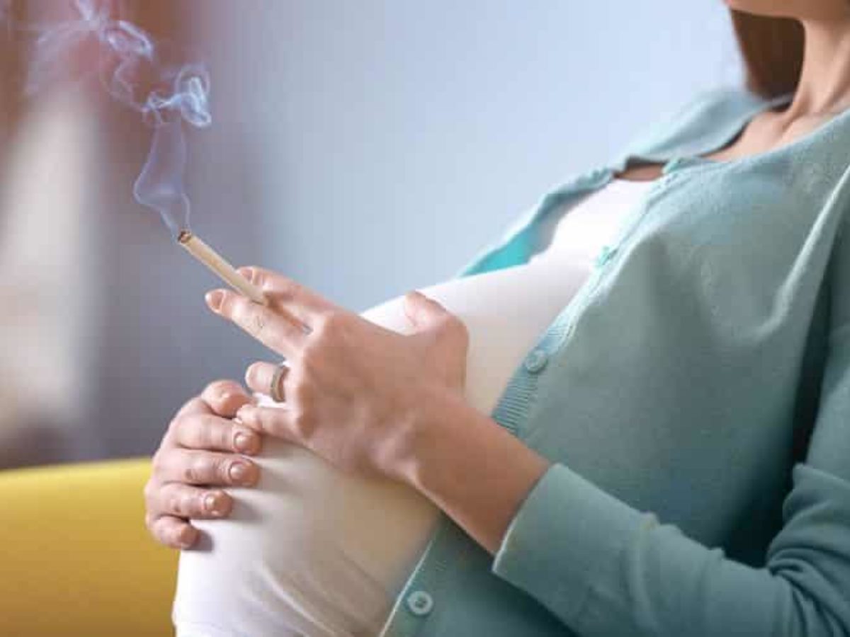 Uzmanlar açıkladı! Hamile olanlar sigara içerse ne olur?