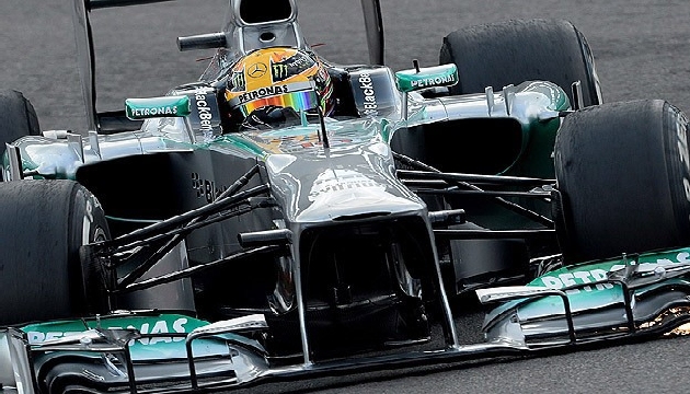 Hamilton dan sezonun 7. zaferi!