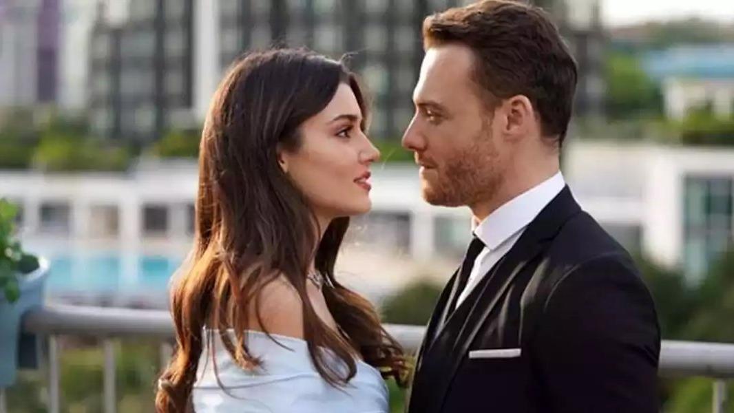 Hande Erçel ve Kerem Bürsin’den kaçamak!