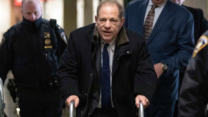 Harvey Weinstein ilk kez hakim karşısında