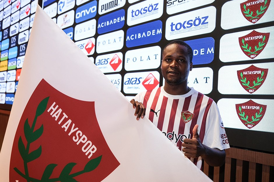 Hatayspor, Kongolu orta sahaya imzayı attırdı