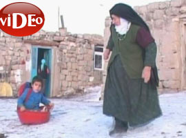 İŞTE YILIN ANNESİ -  VİDEO