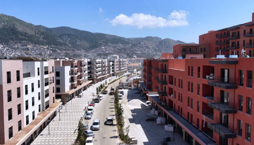 Bakan Kurum'dan Hataylı esnaf paylaşımı