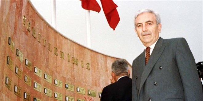 Eski İçişleri Bakanı Cahit Bayar hayatını kaybetti