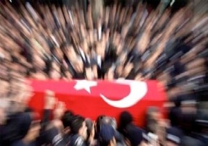 Mardin de şehitler için tören!