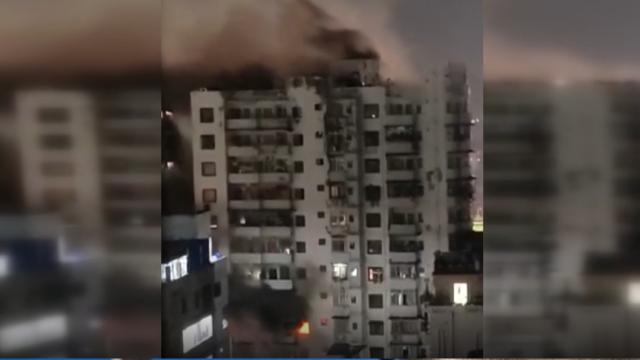 Hindistan’da 13 katlı binada yangın: 14 ölü, 12 yaralı