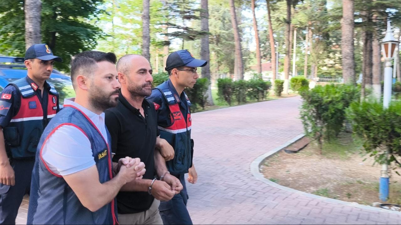 Denizli de fabrikadan hırsızlıkla ilgili 5 şüpheli yakalandı