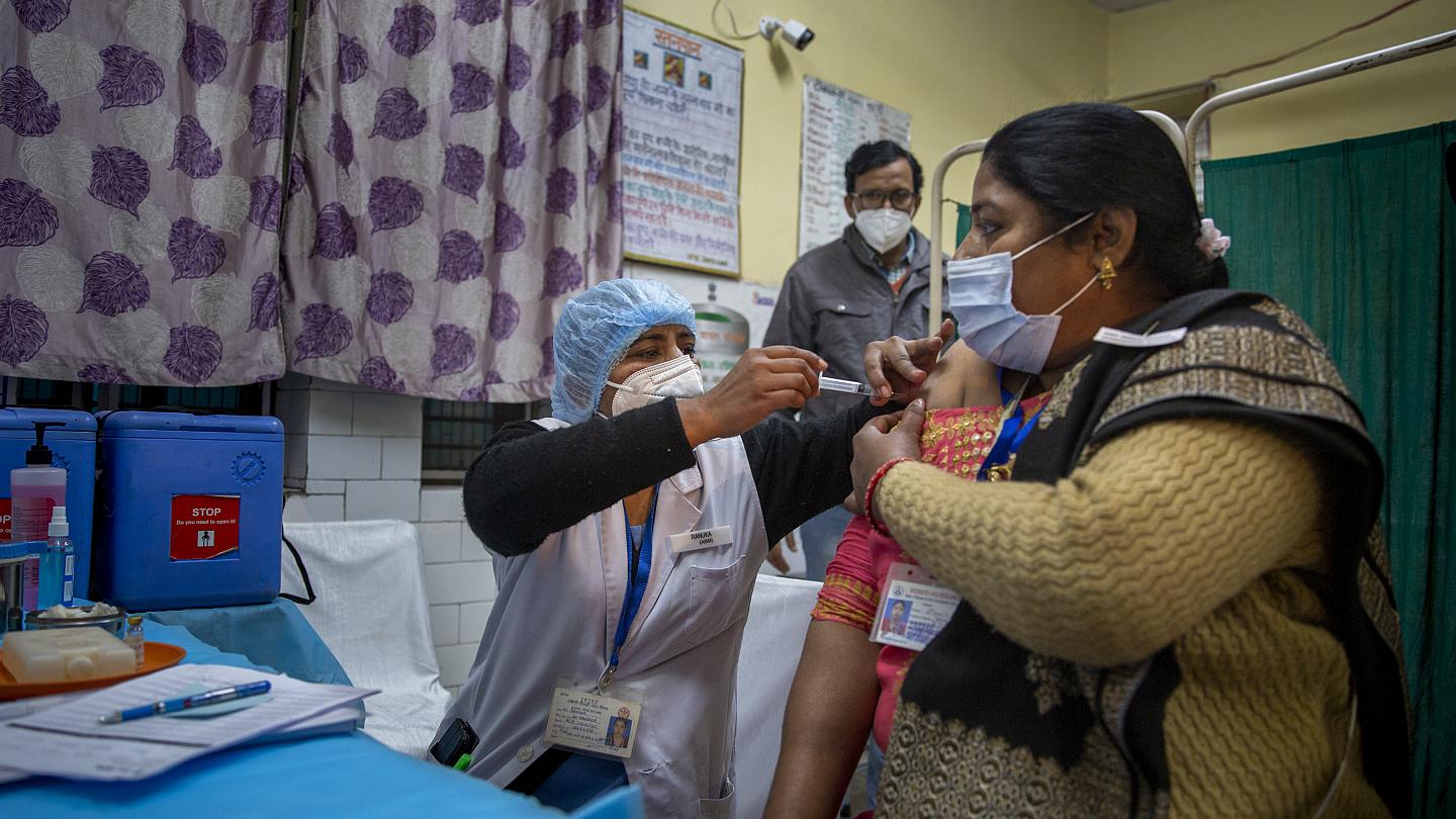 Hindistan dan aşı açıklaması