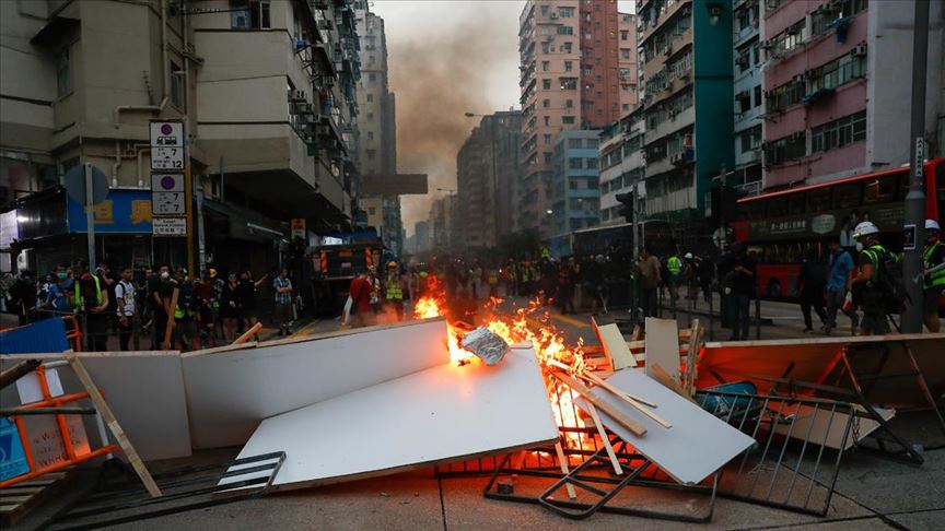 Hong Kong ekonomisi küçüldü