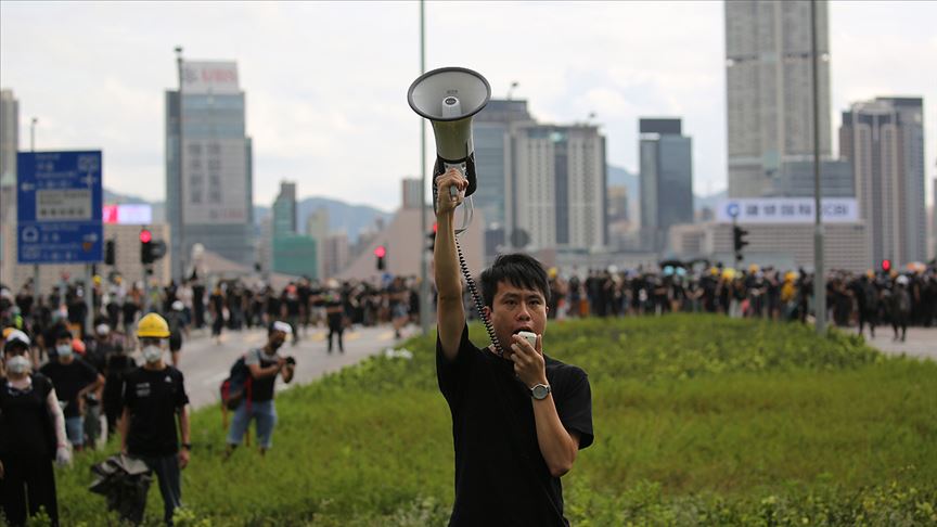 Hong Kong da eylemler sürüyor