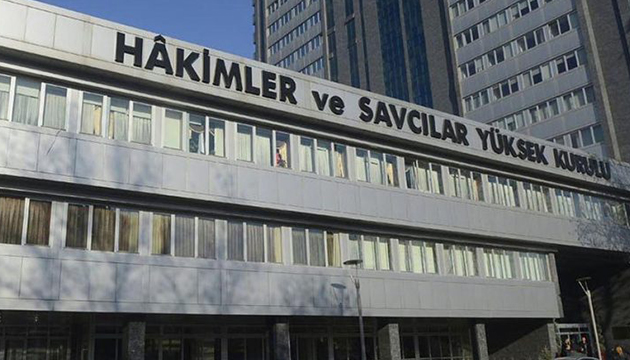 15 hakim ve savcı meslekten atıldı!