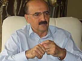 HÜSNÜ MAHALLİ: YAHUDİLER AYRI DÜŞMEZLER, ROLLERİ PAYLAŞIRLAR!