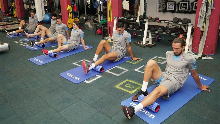 Trabzonspor da 7 futbolcuya özel antrenman