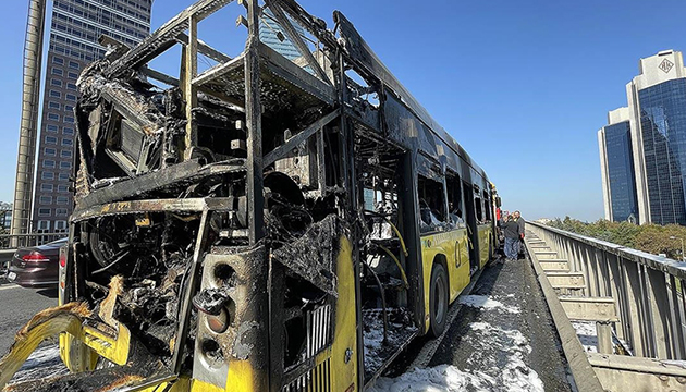 İstanbul da otobüs kullanılamaz hale geldi!