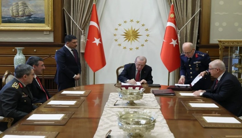YAŞ kararları açıklandı: Hava kuvvetleri komutanı değişti