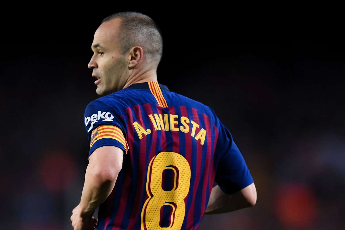 Andres Iniesta imzayı attı