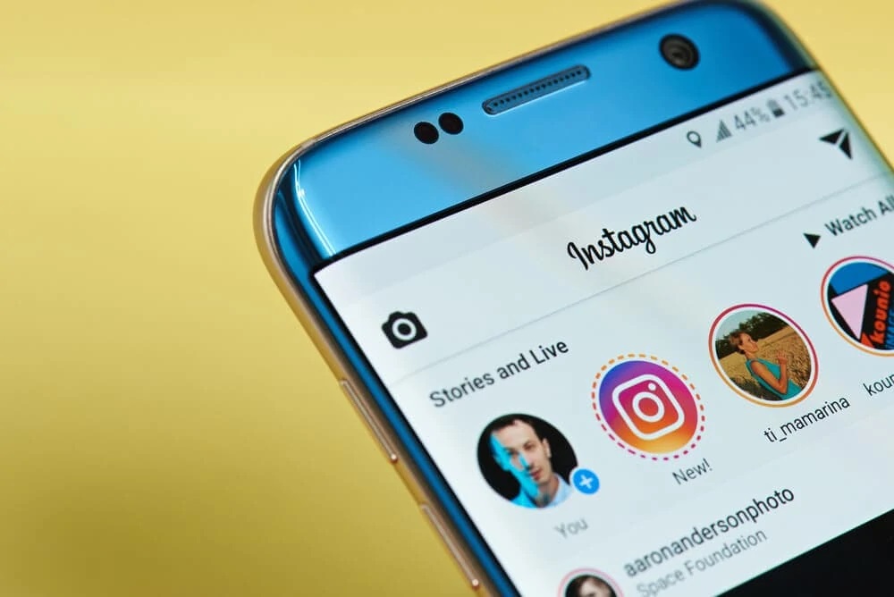 Instagram Hikayeler e otomatik alt yazı seçeneği geldi