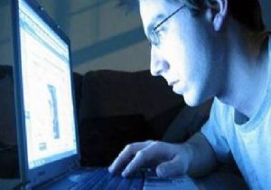 Her 5 internet kullanıcısından biri bağımlı!