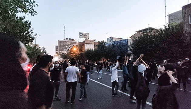 İran da protestolar devam ediyor!