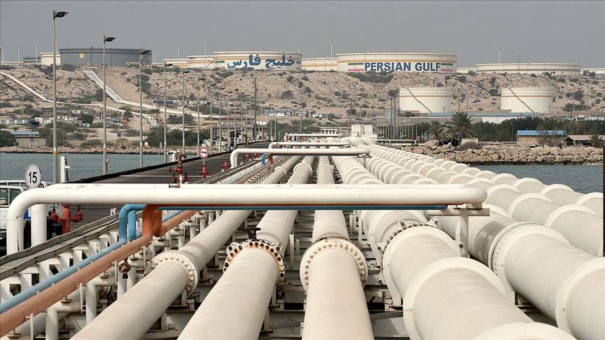 İran dan petrol tesisleri hamlesi