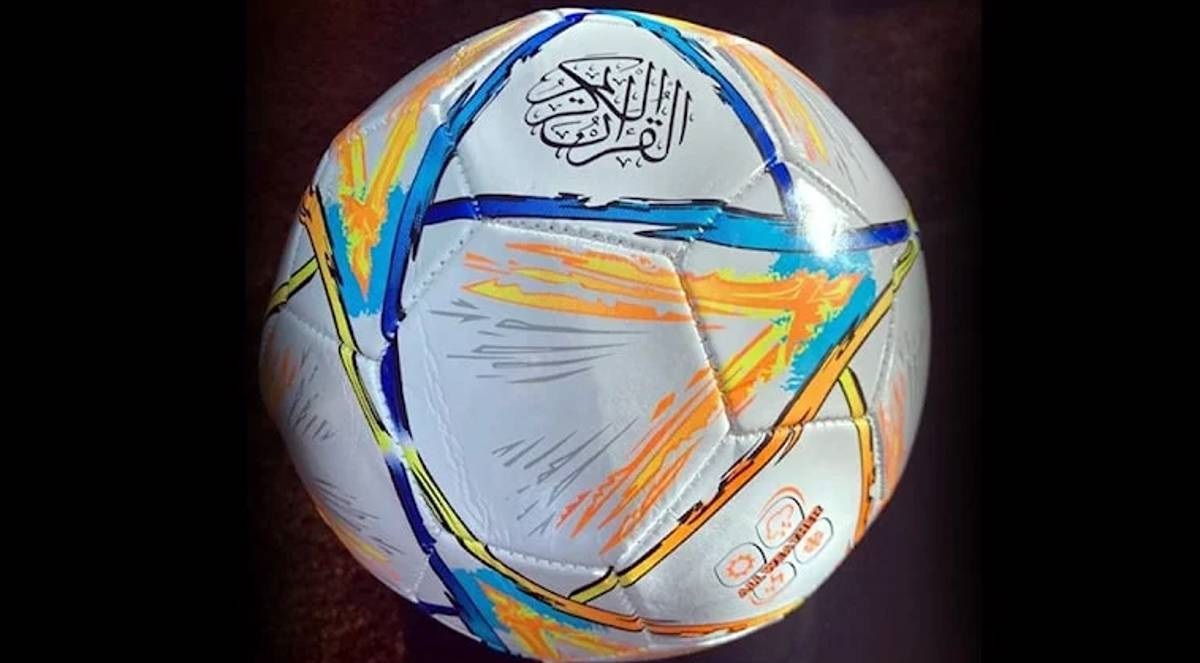 Arapça  Kuran-ı Kerim  yazılı futbol toplarına yasak!