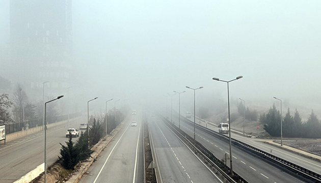 Kırıkkale de sis etkili oldu