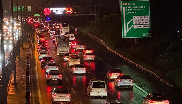İstanbul da trafik yoğunluğu