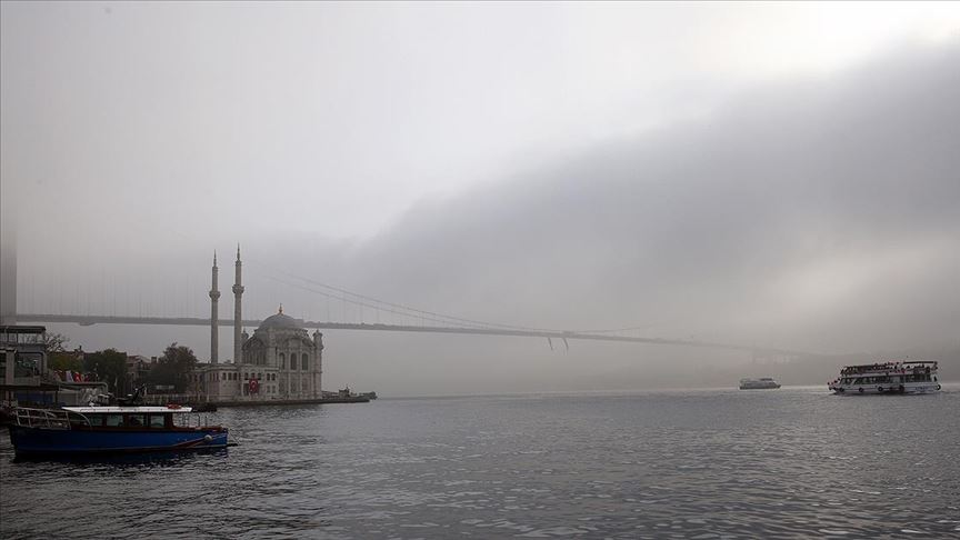İstanbul Boğazı nda sis