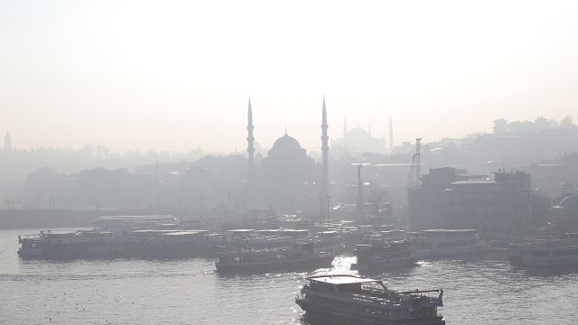 İstanbul da sis etkili oldu