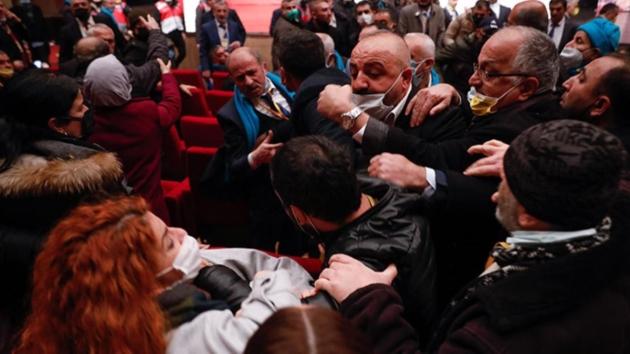 İstanbul Taksiciler Esnaf Odası Başkanlık Seçimi nde kavga! Yumruklar havada uçuştu