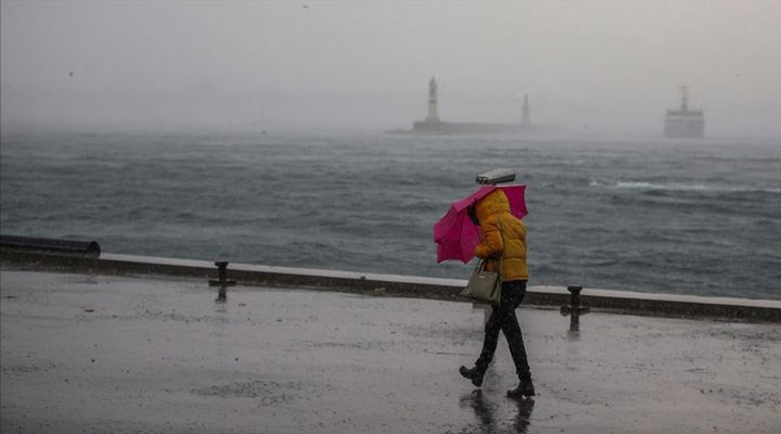 İstanbul Valiliği nden  fırtına  uyarısı: Geliyor