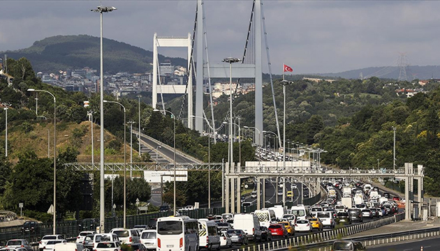 İstanbul da bu yollar trafiğe kapatılacak!