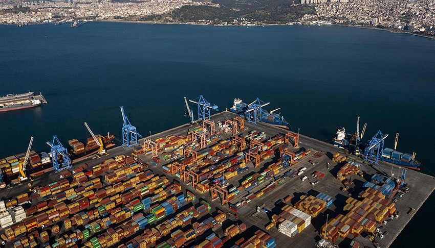 İzmir Limanı'nın Varlık Fonu'na devri tamamlandı