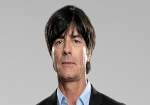 Almanya da Joachim Löw ün kontratı uzatıldı!