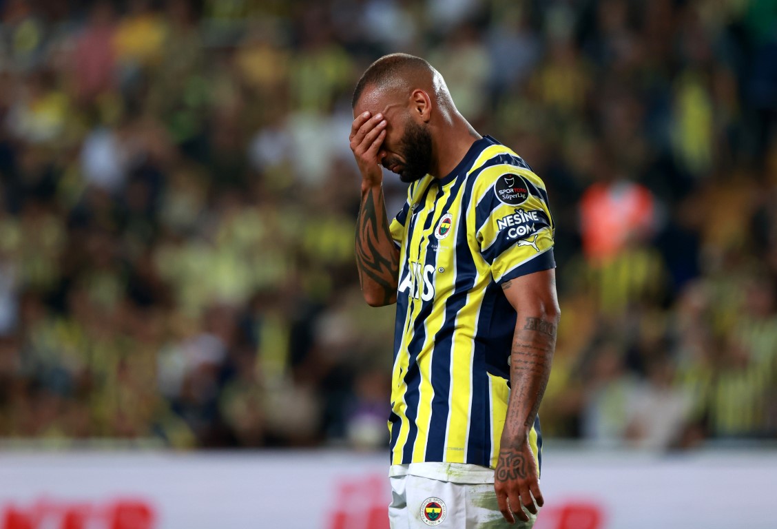 Fenerbahçe de hayal kırıklığı olan Joao Pedro İtalya ya dönüyor