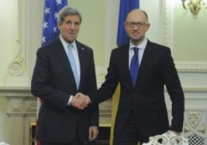 Kerry Ukrayna da Yatsenyuk ile görüştü!
