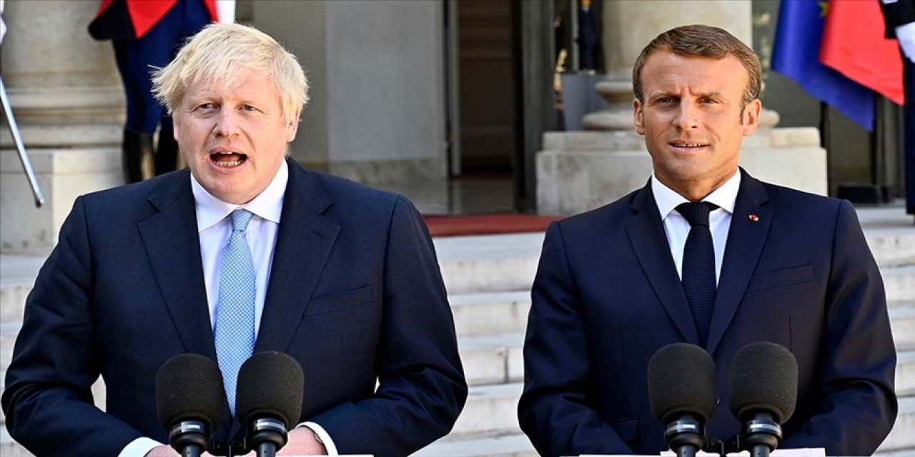 Johnson ve Macron dan kritik göçmen görüşmesi