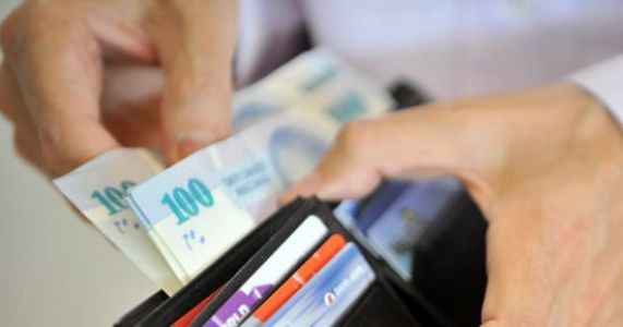 Emeklilere zam Meclis ten geçti