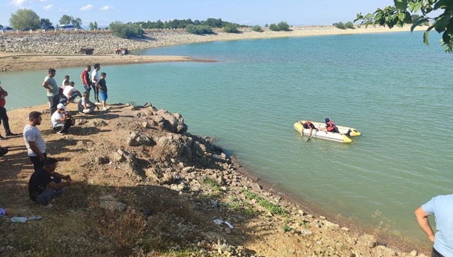 Samsun da baraj gölüne giren 2 genç hayatını kaybetti