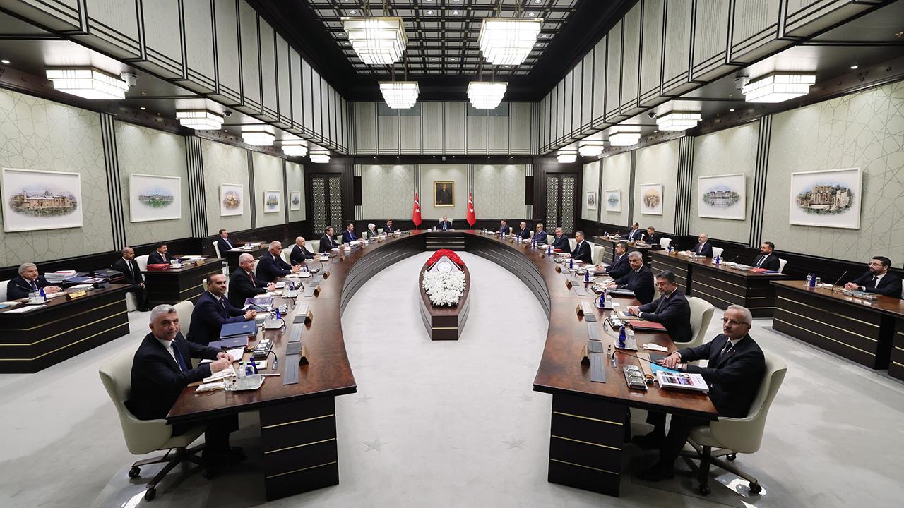 En düşük emekli maaşı ne kadar olacak?