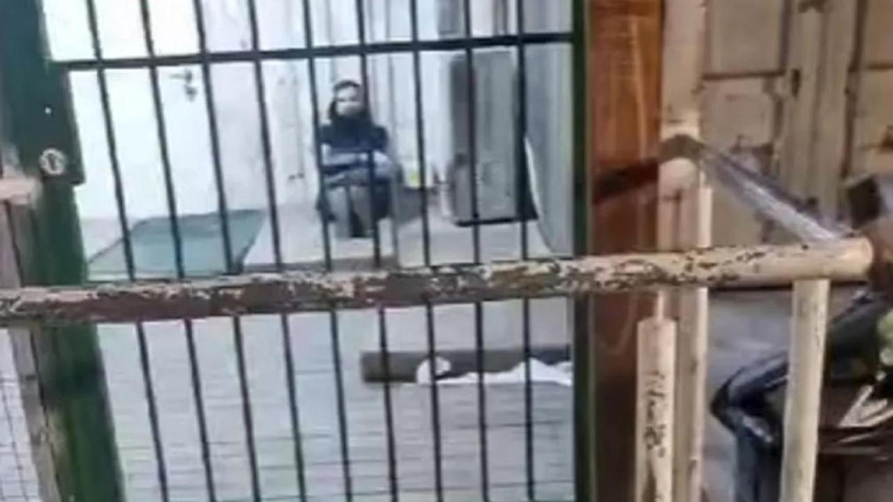 İsrail in Filistinlileri tuttuğu  kafesler 