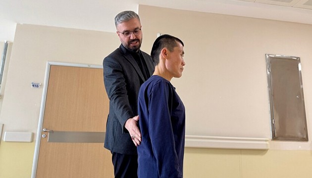 21 yıllık kamburluktan böyle kurtuldu