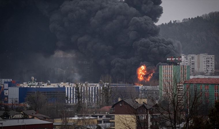 Lviv’e füzeli saldırı: 6 ölü
