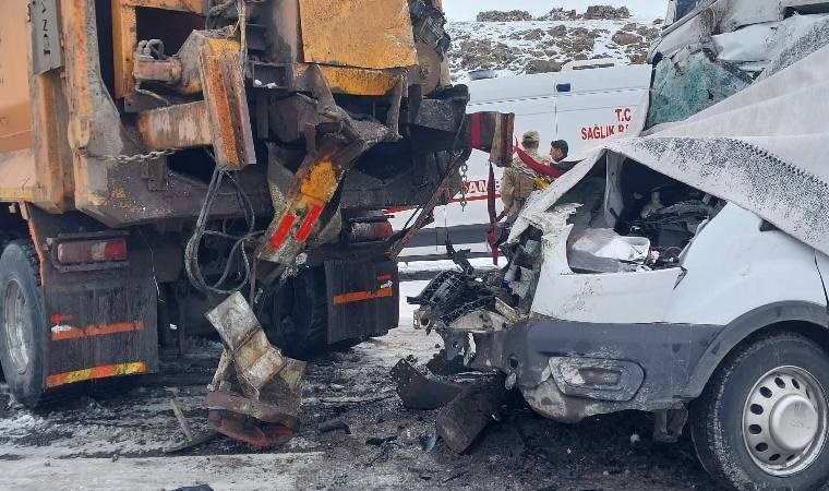 Korkutan trafik kazası: ölü ve yaralılar var!
