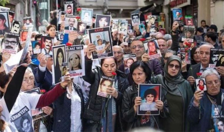 Cumartesi Anneleri nin 1000 inci hafta eylemi başladı