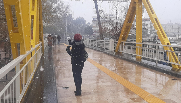 Manavgat a 15 yıl aradan sonra kar yağdı