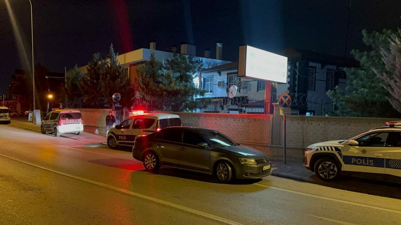 Akılalmaz olay! Karakolda cinayet işlendi